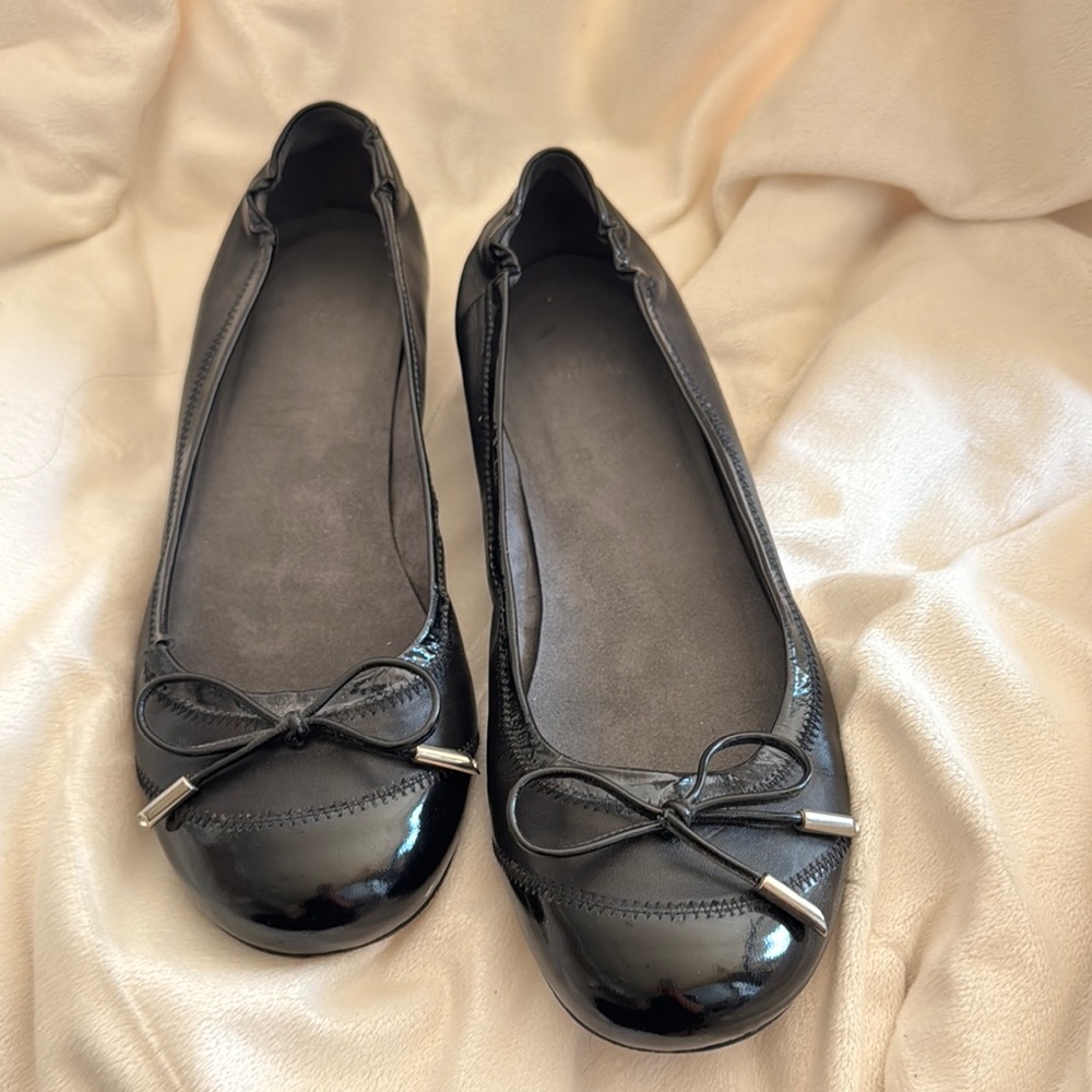 Stuart Weitzman Elegant Black Ballet Flats Size 11.